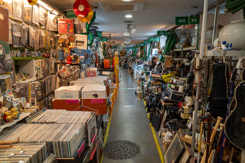 Korea-Seoul-Museum-Market - Inside is a labyrinth of more of the same, but a lot less people.