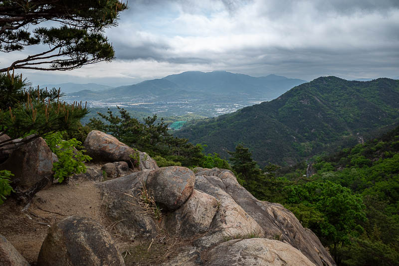Korea-Seoul-Hiking-Gwanaksan - The next mountain over. I think I have probably been up it.
