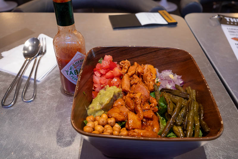 Korea-Seoul-COEX - Dinner tonight was particularly healthy, no rice! Just greenery and chicken (no tofu option). Delicious actually.
