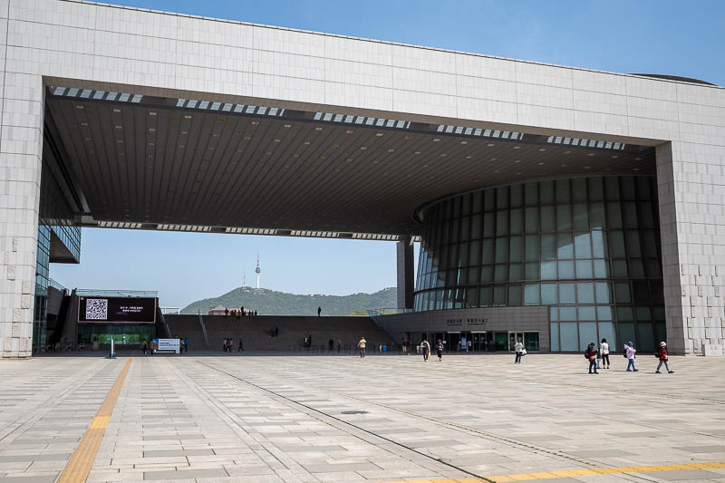 Korea-Seoul-Museum - The hole in the middle is large, polluted today but you can still see the Namsan tower in the distance.