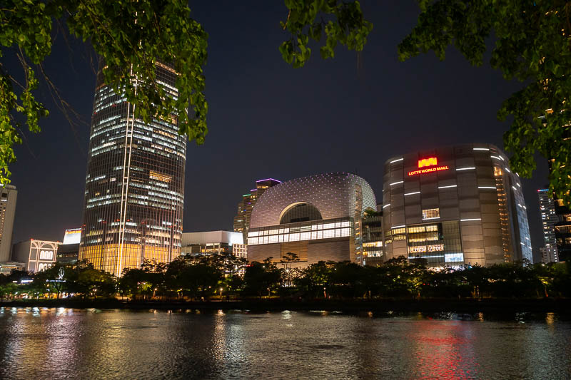 Korea-Seoul-Jamsil - After my dinner I walked a lap of the other half of the lake, which gave me a shot at a night shot. Impossible to get all of the tower in. Tomorrow is
