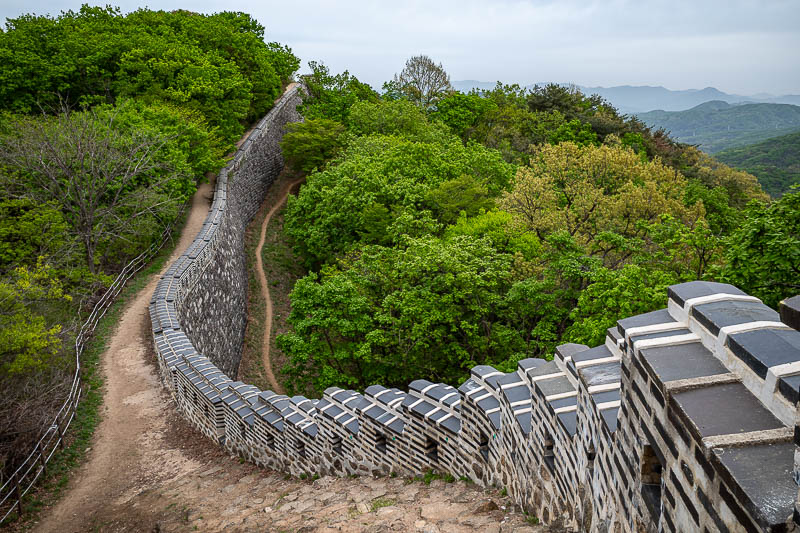 Korea-Seoul-Namhansanseong-Fortress - My loop was anti clockwise, I would say for 2/3 of the hike around the wall, there were no other people at all other than at one temple, and one road 