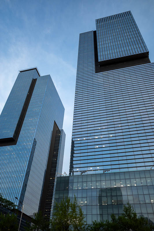 Korea-Seoul-Gangnam-Omurice - The buildings are all shiny. I think I have taken this photo before.