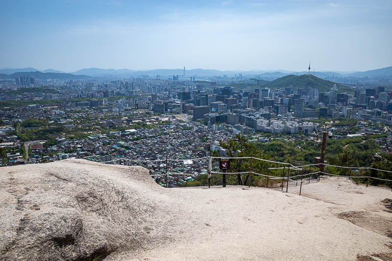 Korea-Seoul-Inwangsan-Market - More rock and view.