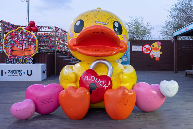 Korea - HK - China - KORKONG! - I waited for ages to get a photo of the rubber duck unobscured by selfie sticks. Was it worth it? Obviously yes. My main regret is that I couldn't get