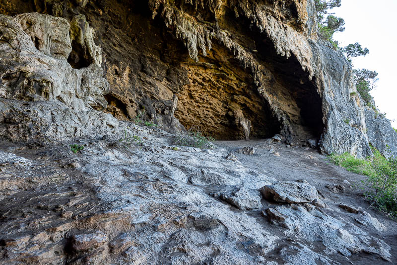  - I waited a while to get a clear cave shot.