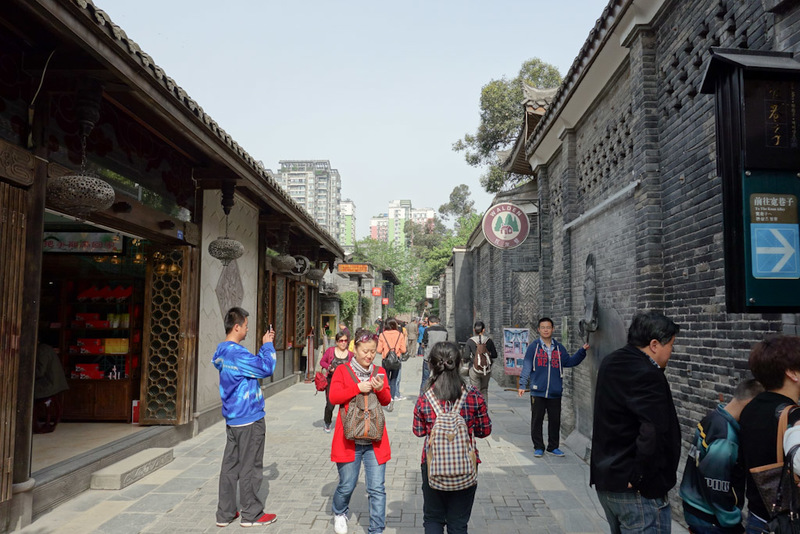 China-Chengdu-Sichuan Museum-Culture Park - A new old ancient street. A particularly nice one. I am here really early, everythings open but its not too crowded yet.
