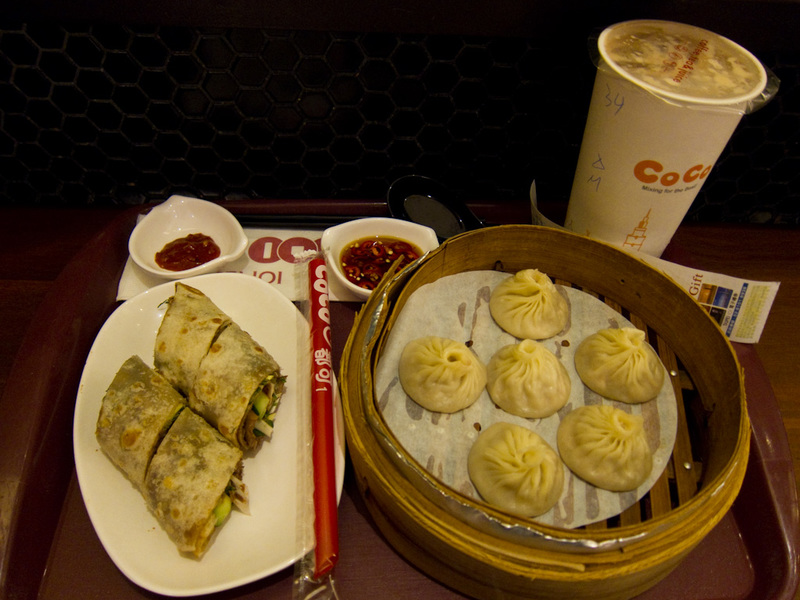 Taiwan / Hong Kong / Singapore - March/April 2011 - Heres the lunch I had in the fantastic food court, Shanhai soup filled dumplings, and a delicious beef wrap (I cant remember the name, the Taiwan food