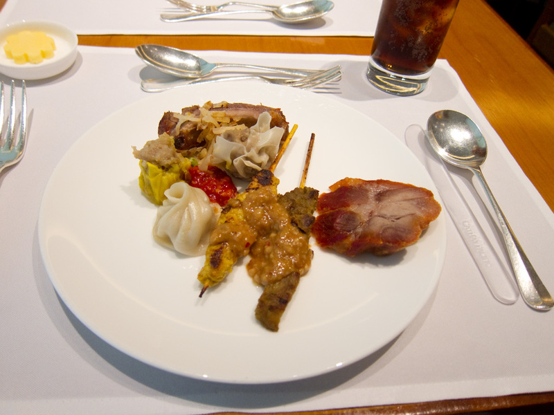 Taiwan-Taoyuan-Hong Kong-Airport - I opted to pick and choose from the buffet selections (they have some set meals available as well). I chose everything with meat in it.