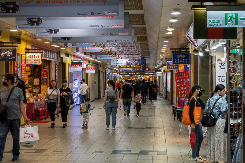 Taiwan for the 5th time - April and May 2023 - Here is the underground mall I take from my hotel to the main station. I was heading out early tonight because the cleaning lady insisted on doing a f