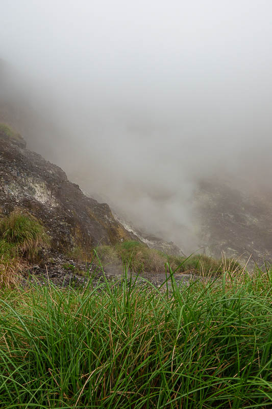 Taiwan-Taipei-Hiking-Datun-Yangmingshan - And for the final pic of the day, here is where I took a heap of photos 3 days ago, enjoy it again today, with fog added to the volcanic sulphur.