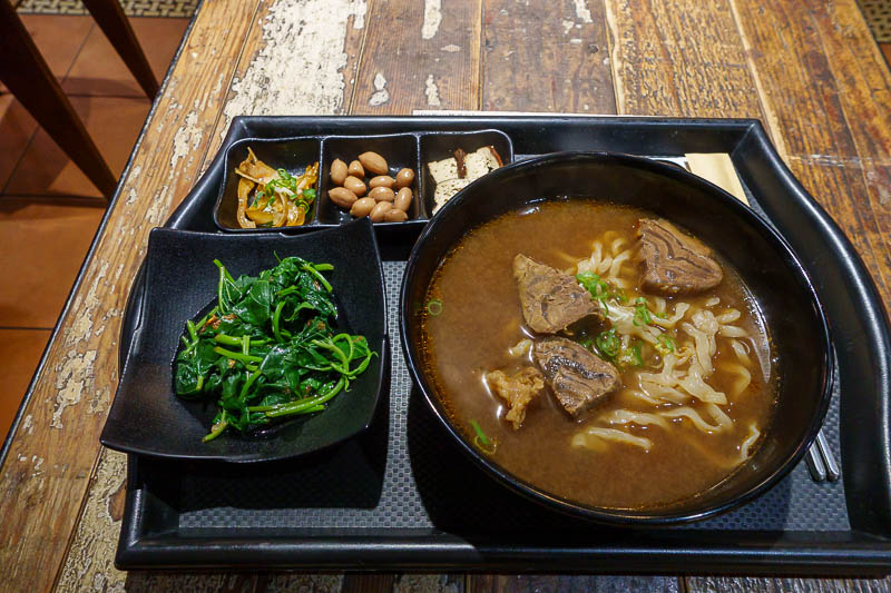 Taiwan-Taichung-Food-Beef - Beef noodle! I was in two minds, but the plate full of spinach I saw them serving up swayed me. My food safety tip, whenever you get soup and other th