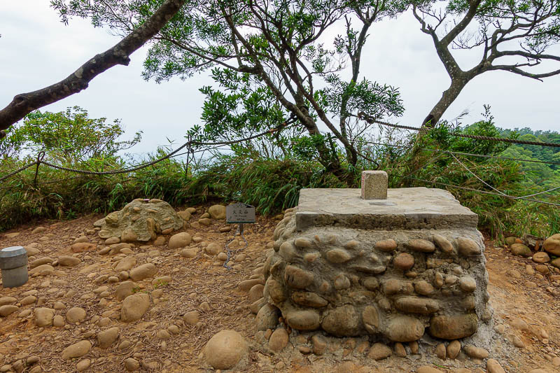 Taiwan-Taichung-Hiking-Huoyan Mountain - Apparently, the highest point, at only 602m. No view.