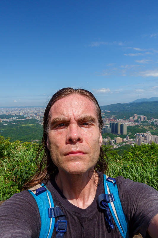 Taiwan-Taipei-Hiking-Dajianshan - And of course, my big head. Sadly I could not find a spot to pull off the stance today.