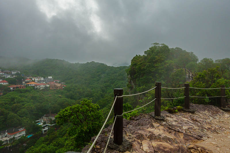 Taiwan-Taipei-Hiking-Battleship Rock - Still lots of cloud and rain.