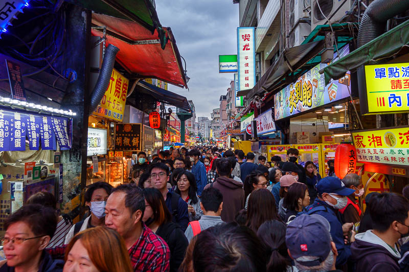 Taiwan-Taipei-Shilin-Food-Beef - The busiest place in Taiwan