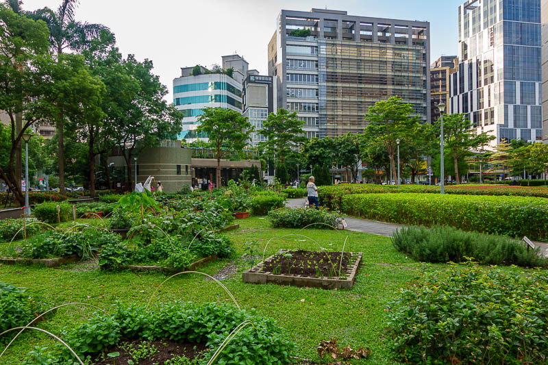 Taiwan-Taipei-Tianmu-Shopping - Tianmu has modern buildings surrounded by gardens.